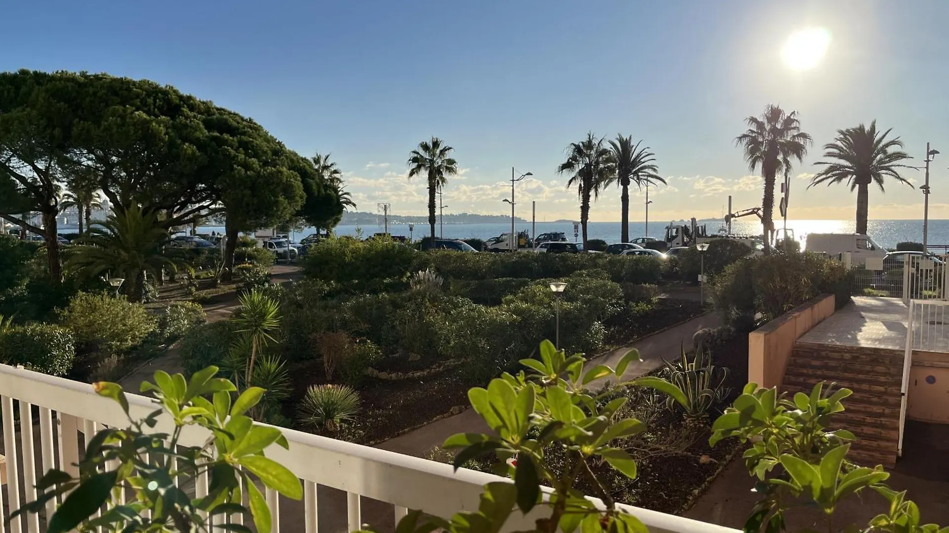 Le Mediterranee Vasapolli Frejus Apartment