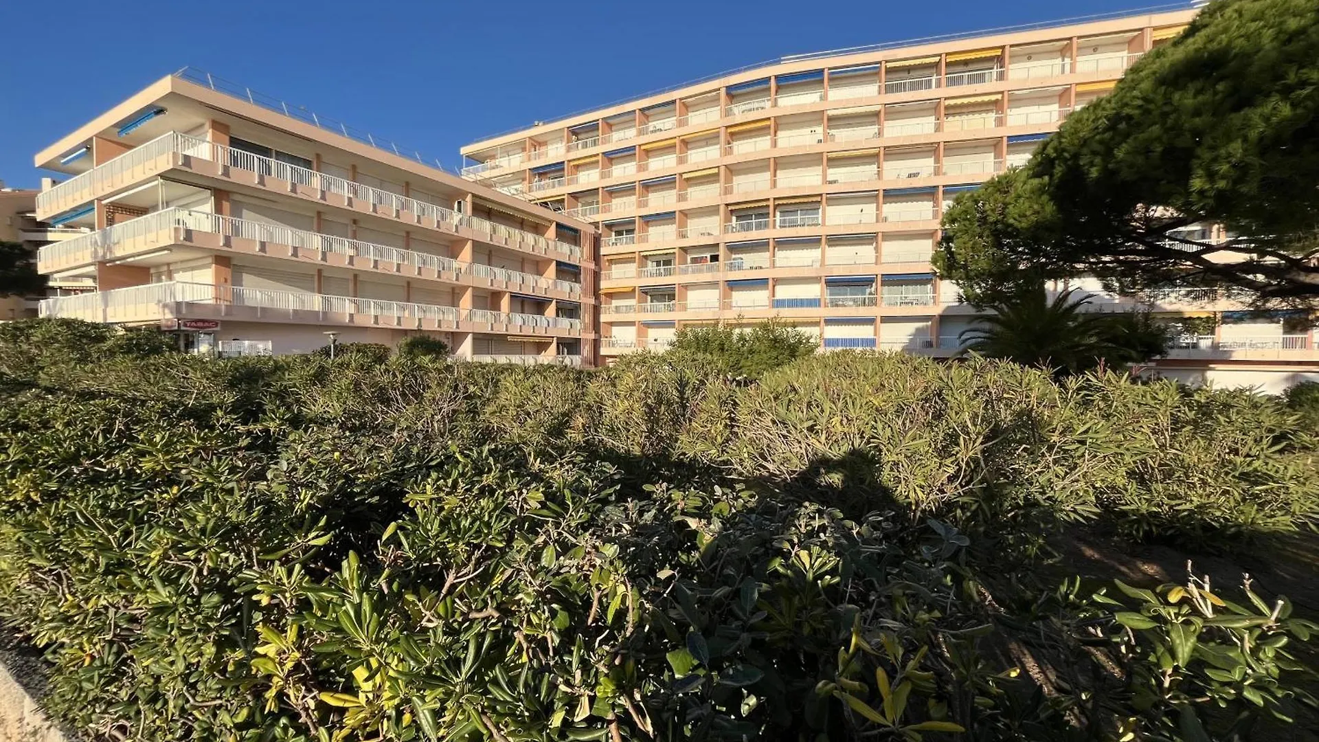 Le Mediterranee Vasapolli Frejus Apartment